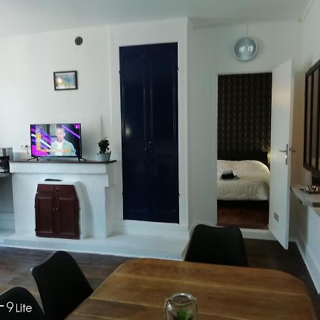 Centre Troyes Avec Vue Sur Parc, Simplicite D'Acces, Charme Et Confort Garanti Ngoại thất bức ảnh
